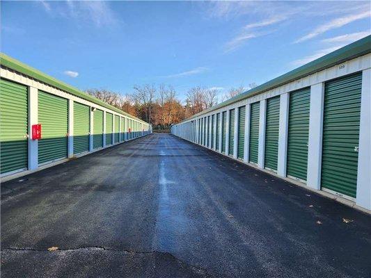 Exterior Units - Extra Space Storage at 220 Kingston Rd, Danville, NH 03819