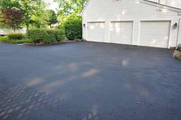 Driveway AFTER paving 2