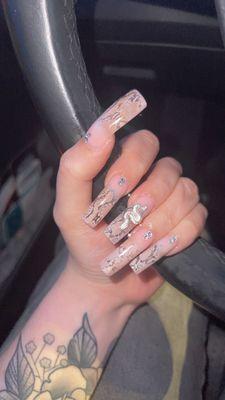 Snake nails