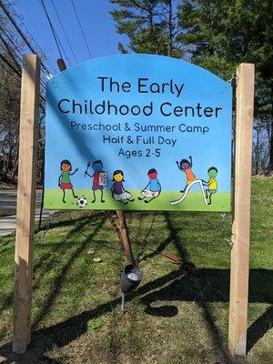 Sign as you enter the Early Childhood Center at Memorial United Methodist.