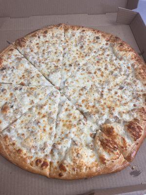 Alfredo sauce chicken pizza.