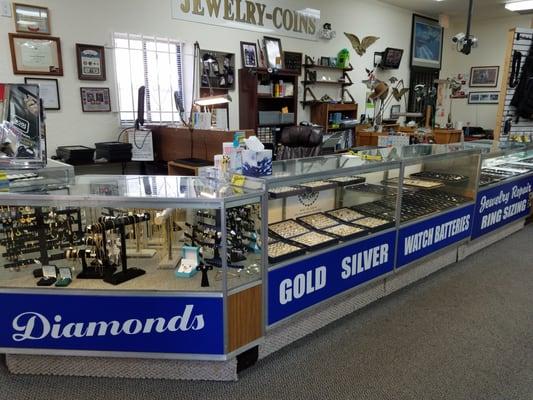 Expert Jewelry repair, beautiful inventory & watch batteries while you wait!