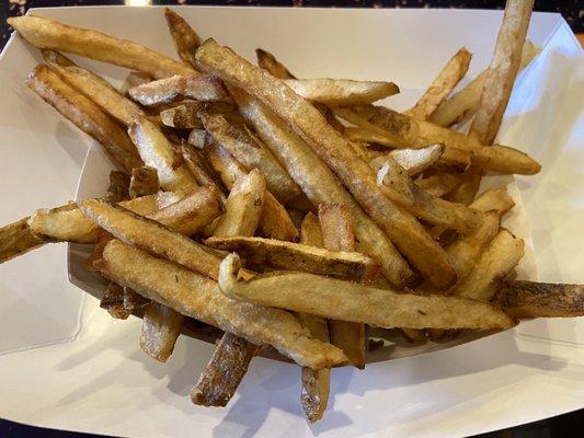 Regular order of French fries.