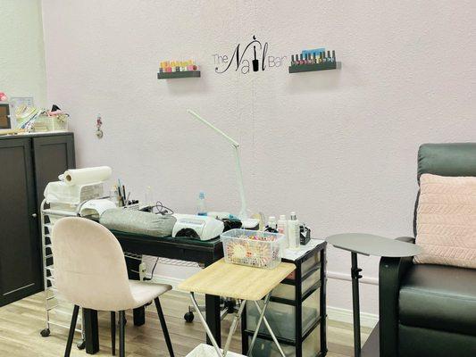 Nail room