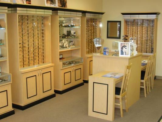 Corona Optometry - Sadeghian Arash OD