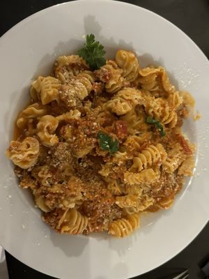 Bolognese with Radiatore pasta