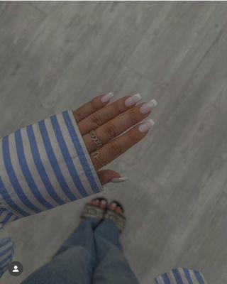 Russian hard gel manicure