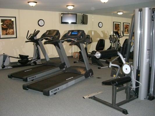 Newly Renovated Complimentary Fitness center