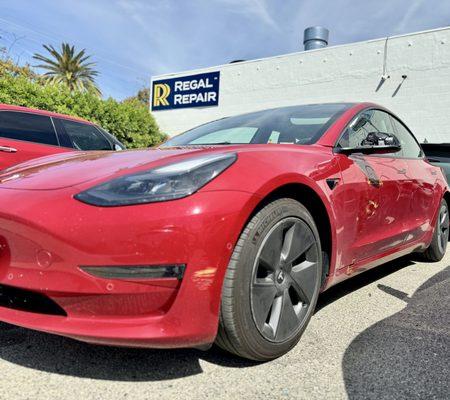 Tesla model 3 door repair