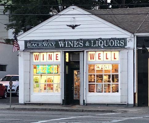 Raceway Wine & Liquor