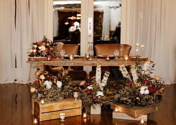 Reception sweetheart table