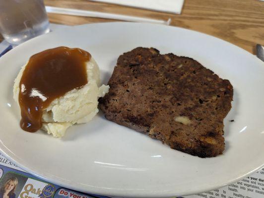 Meatloaf and mashed potatoes