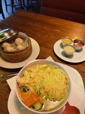 Xiao Long Bao, Chicken Thin Rice Noodle Soup Lunch