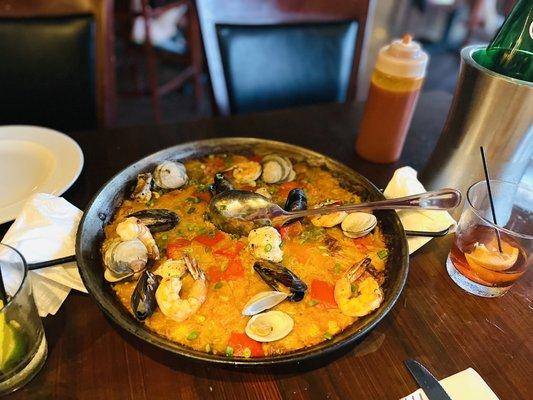 Paella: Seafood