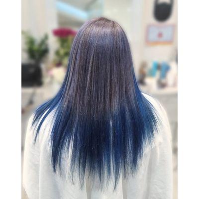 Balayage grey and blue