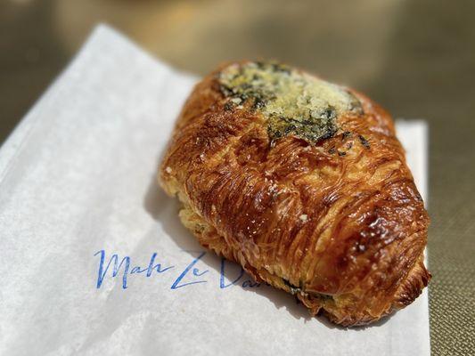 Spinach artichoke Croissant