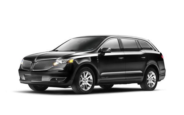 Lincoln MKT  The Best for Airports and  City Transportations You Need