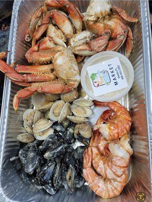 Steamed clams, Mussels, Dungeness crabs, and Colossal Gulf Shrimp