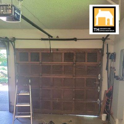 TH Lock Smith and Garage Door Repair