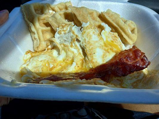 Waffle , egg and bacon