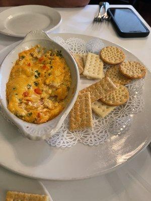 Crab Dip with crackers