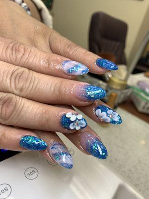 Nails by Vivian