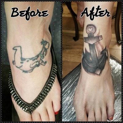 Foot cover-up of black and white anchor. Before and after picture - done by Gus Byrd in Oct 2016