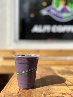 taro ube latte