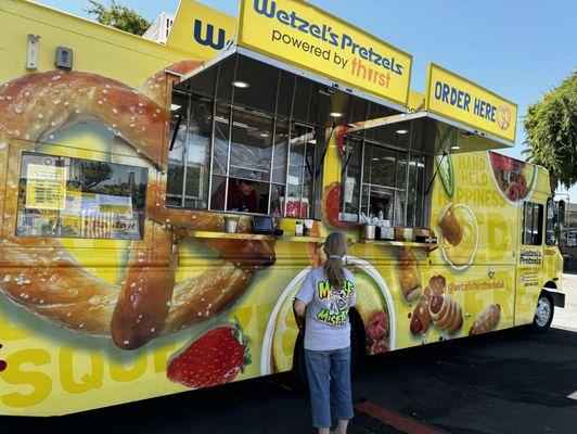 Wetzel's Pretzels Food Truck South Bay