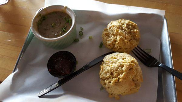 Vegan biscuit and gravy