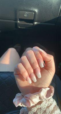 nails