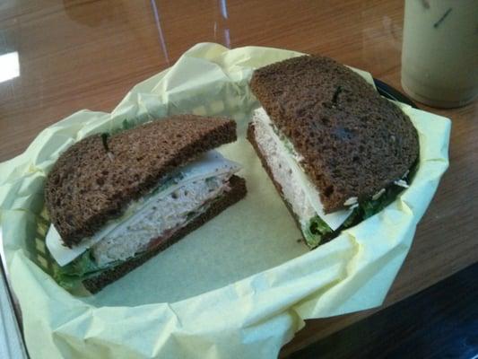 California tuna squaw sandwich