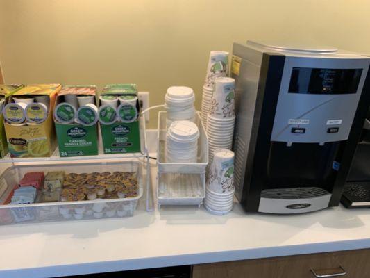 Complimentary coffee/tea bar