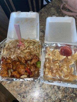 General Tso's chicken, fried rice, chow mein, crab wontons