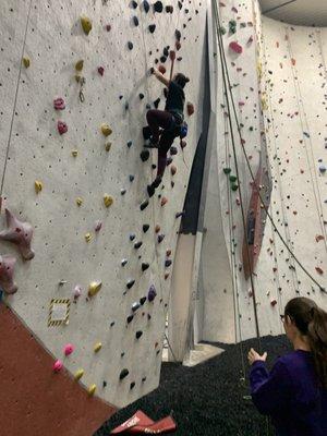 Auto belay tall walls