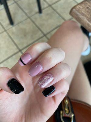 Delivered product (gel manicure, plus design, 40$)