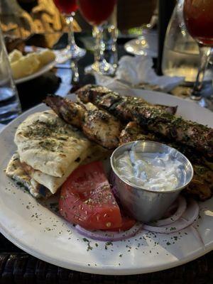 Souvlaki chicken platter