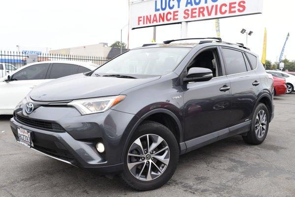 2016 Toyota RAV4 Hybrid 4Dr SUV ready for sale !