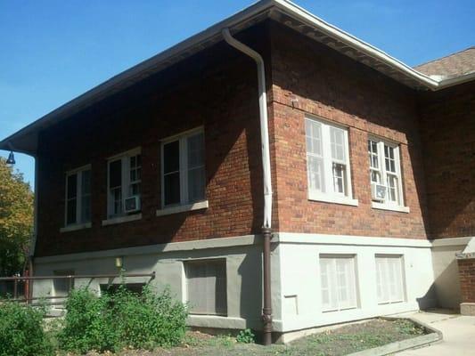 Gladstone Park Fieldhouse