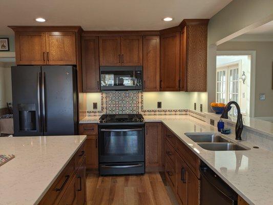 Our beautiful new quarter sawn white oak kitchen installed by CI Cabinetry.