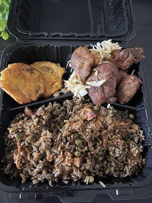 Griot Fried Pork, Diri djon djon Black Rice, Banan Peze Plantain