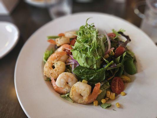 Shrimp avocado salad