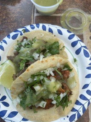 Tacos de carne asada and al pastor