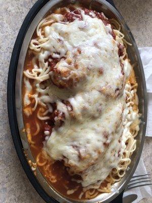 Spaghetti with chicken Parmesan