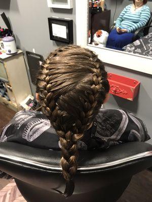 Zig zag parted French braids