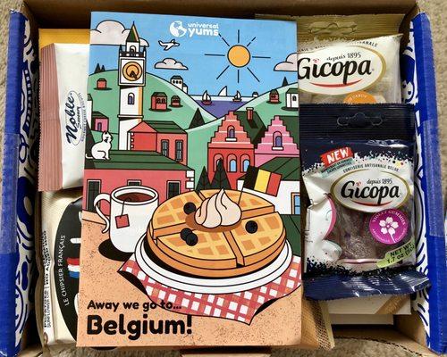 Beneath the map of Belgium, is the booklet about Belgium, which contains lots of goodies.