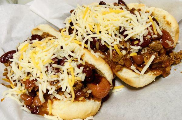 Chili dog special