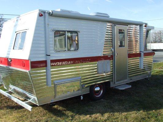 Holiday House RV @ Shady Maple RV