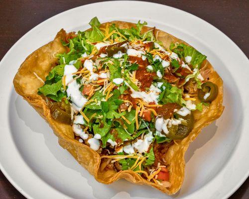 Panzon Super Tostada with extra jalapeños