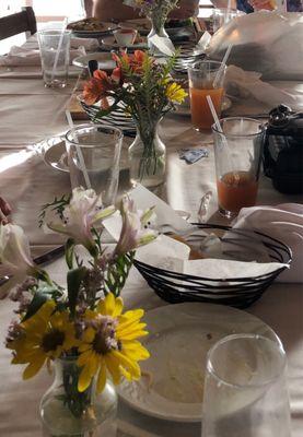 table setting with real flowers